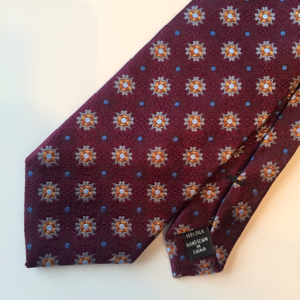 Jos. A. Bank Signature Collection 100% Silk Tie
